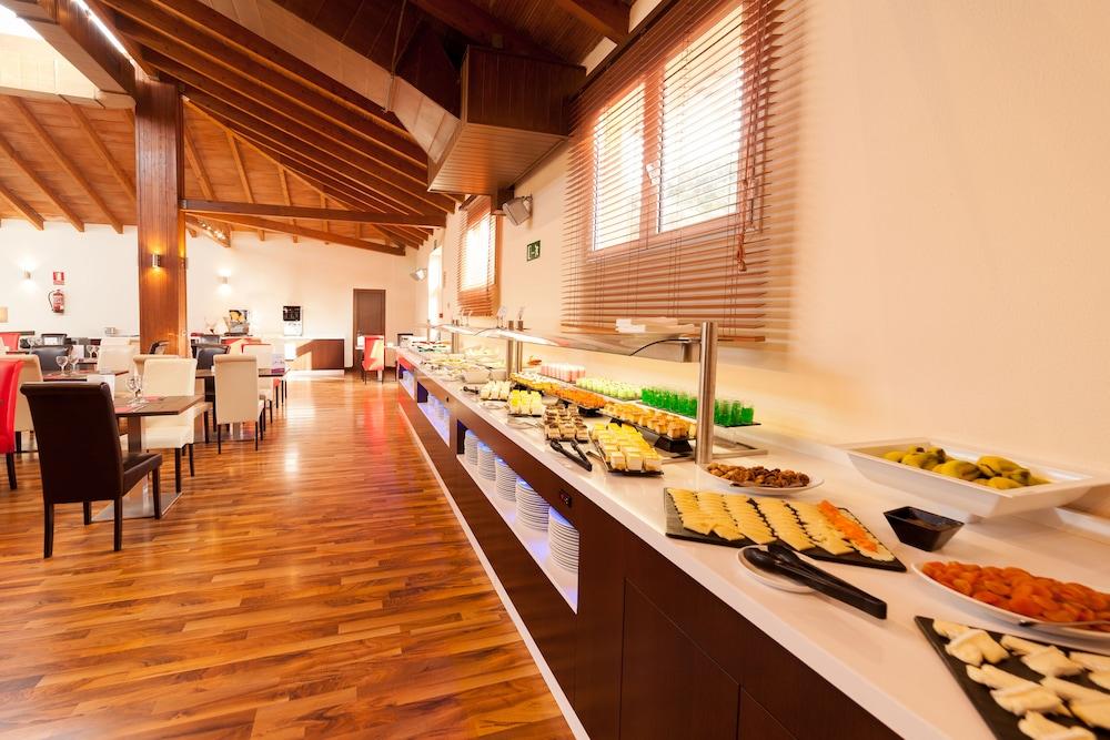 Apartahotel Dunas 4*