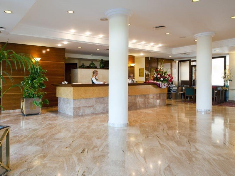 Dunas Aparthotel 4*